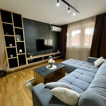 Mar 15 Apartment Nis