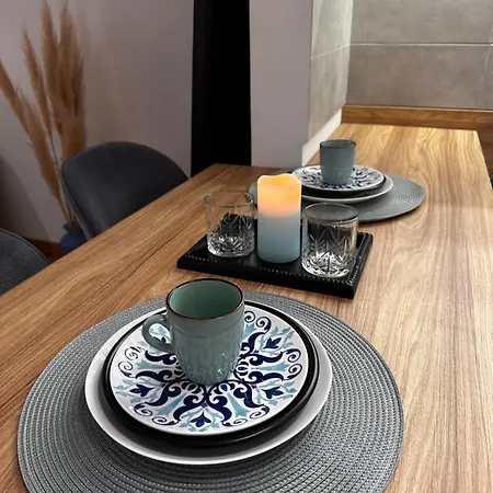 Διαμέρισμα Mar 15 *